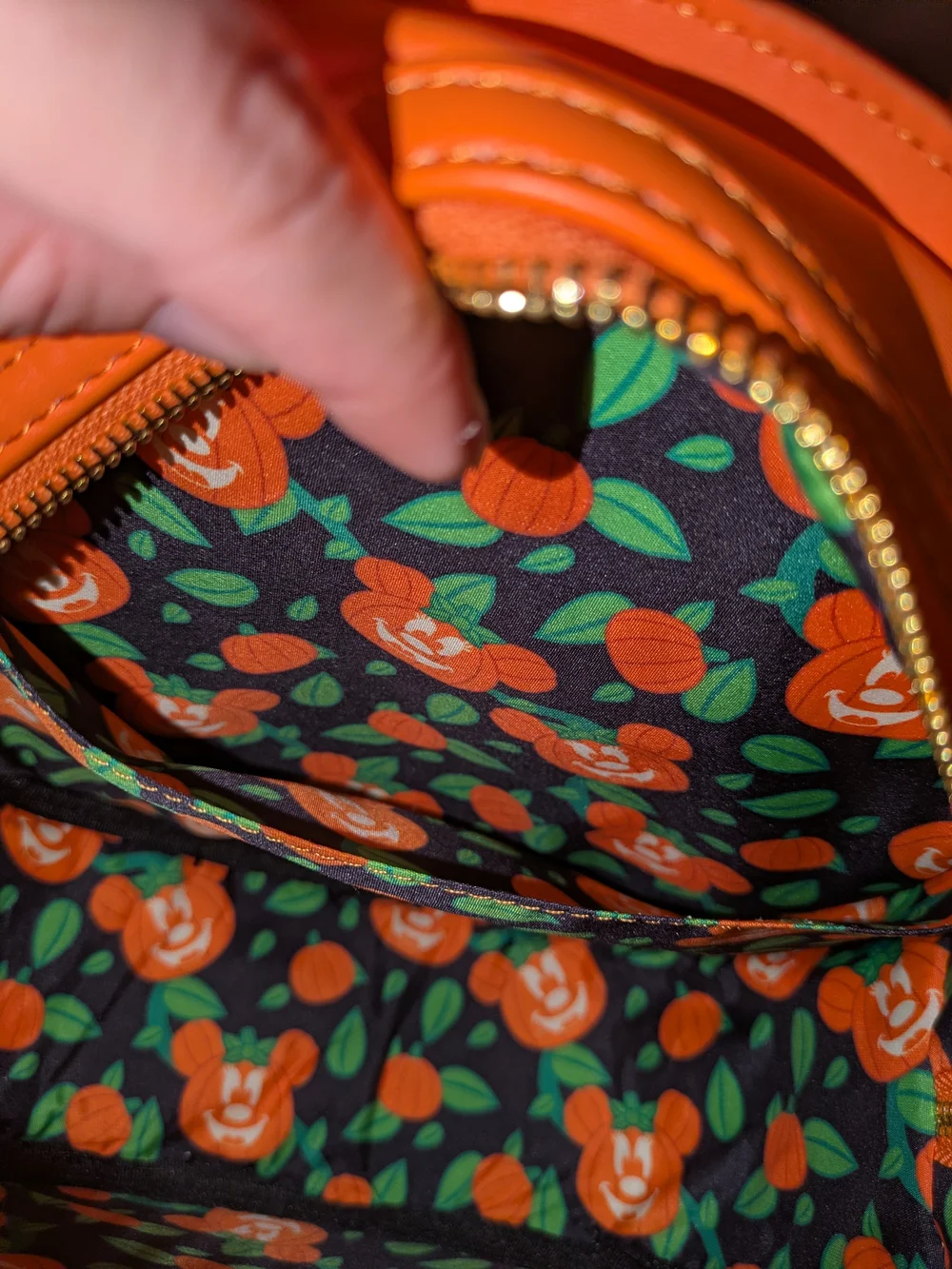 Disney Loungefly Glow In The Dark Backpack Purse Orange Pumpkin Minnie Mouse